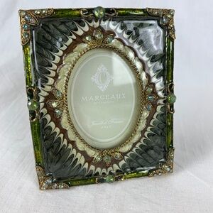New Margeaux Green Enamel Jeweled Sm Framed Dragged Paint for 2.5X3 Photo Oval